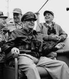 朝鲜战争中，苏联给的100架飞机到了，刘亚楼才突然发现：没有副油箱！舔着脸问苏联