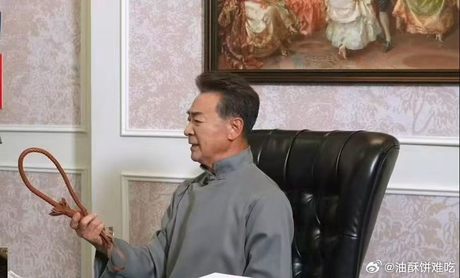 短剧从开机到杀青只用了两个小时首个全程直播拍摄的短剧出现了短剧现在确实很