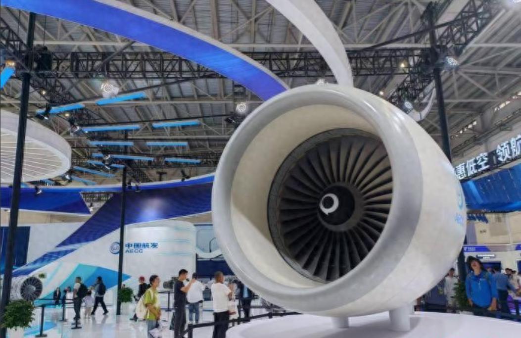 /发动机中国有，但就是不造！光刻机中国有，就是不造！之所以进口，目的就给美西方赏