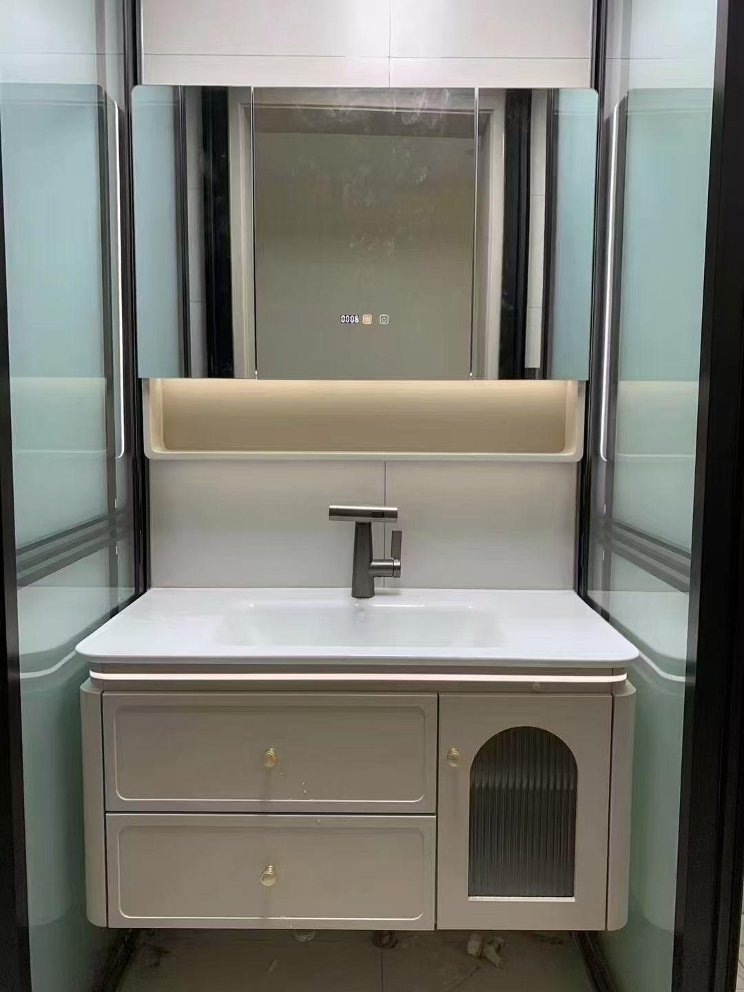 现代简约浴室设计，时尚又实用！