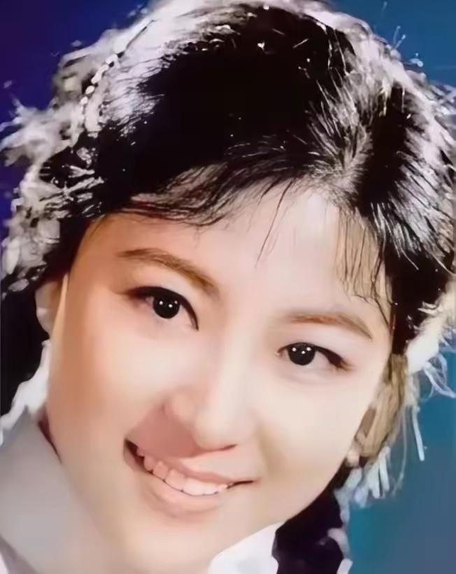 1970年代一个冬夜，南京某部队，为娶她，丈夫不惧开除！如今76岁的“天下第一嫂