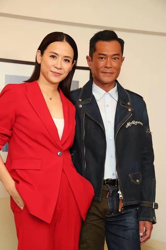 最近网上一直传古天乐已经隐婚生子，一边和多年来像家人像恋人的萱萱一起炒CP，一边