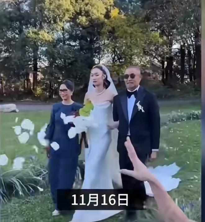 霍启刚弟弟在玉龙雪山举行婚礼，霍家人也全部到齐了。一个香港新郎和一个泰国新娘竟