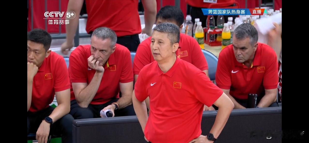 看看我们中国男篮队长，赵继伟有没有当主教练的潜质，在中国男篮与澳大利亚男篮热身赛