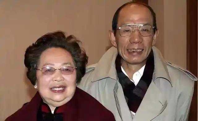 🌞著名演员魏宗万走了，查了一下才知道，他的晚年生活居然是这么过来的！六