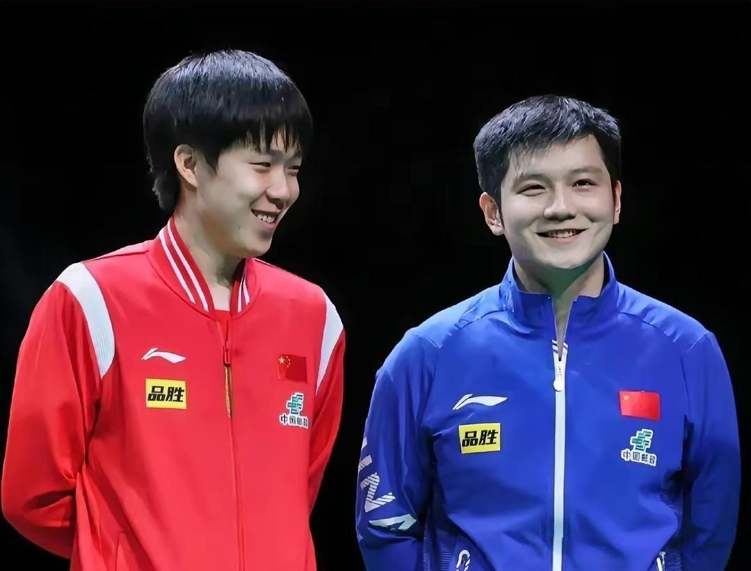 樊振东跟王楚钦会师半决赛，预测胜率王楚钦占60%，樊振东占40%。世界排名第一