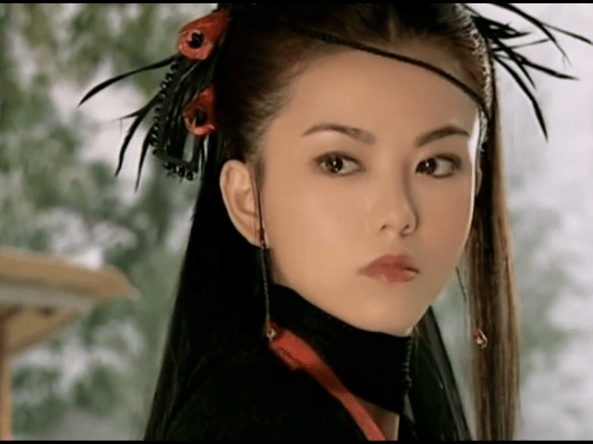 李湘年轻时算美女吗​​​