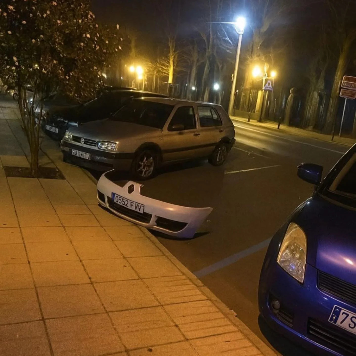 谁家车车的假牙忘记带走了？meme