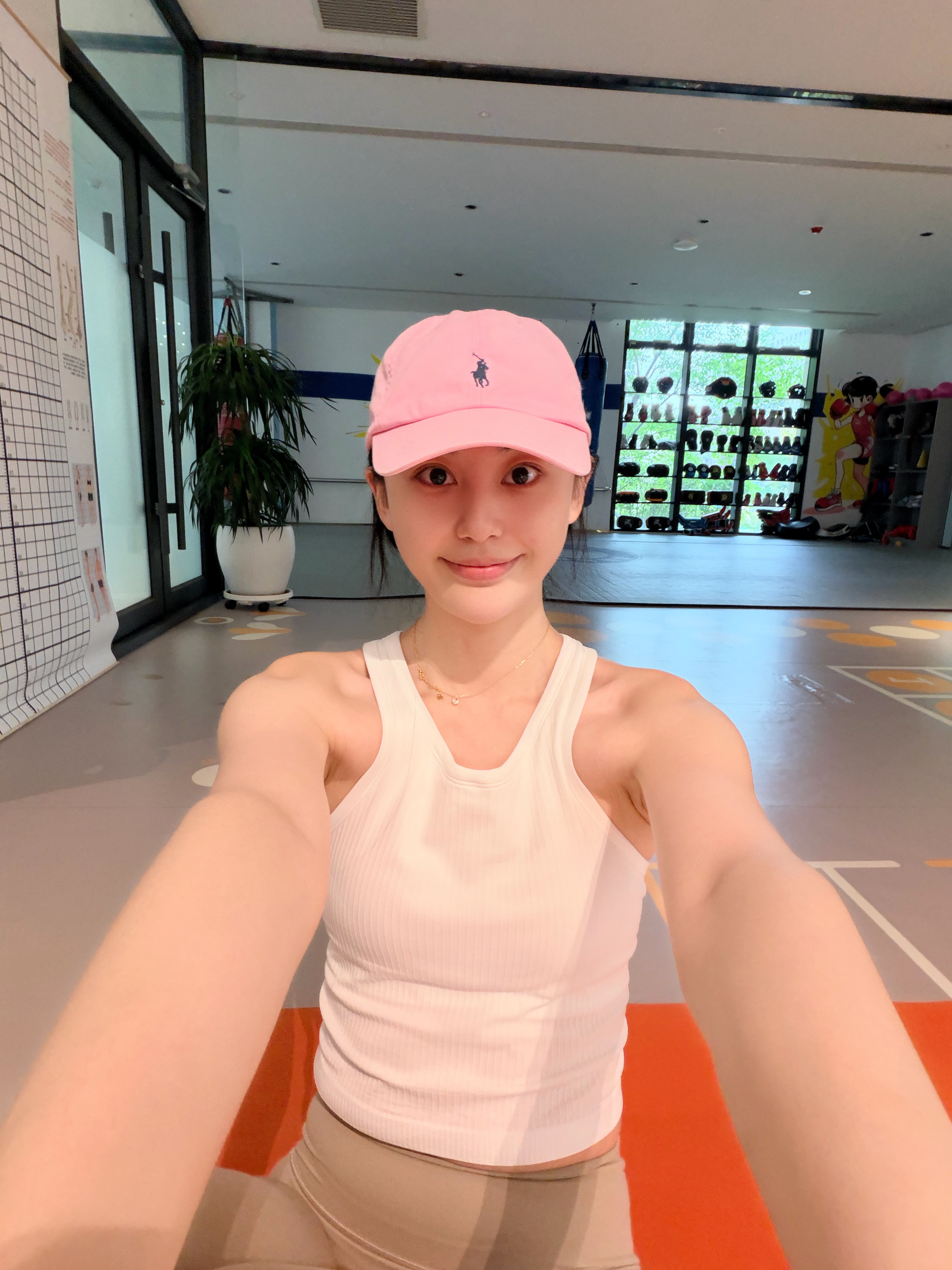 练了不欠[捂眼睛]摸帽子，教练的随手一拍​​​