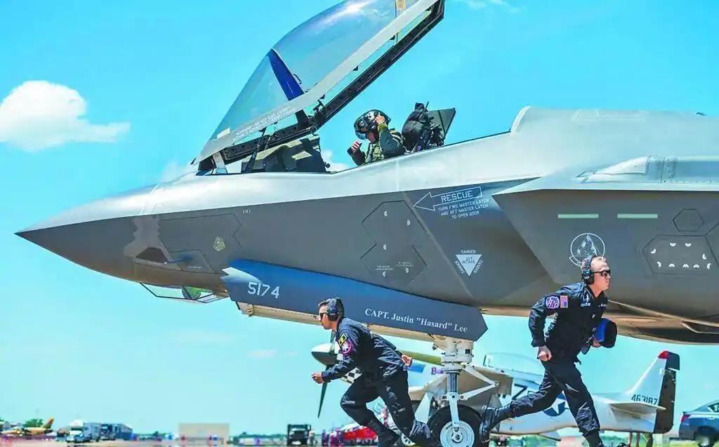 F-35的零件送到了中国？美国几家媒体先后爆出消息，一批从澳大利亚出发、本该横穿