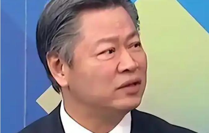赖岳谦直言，中国战略思维过时了！他说：中国大陆过去一直强调，自己不怕事也不惹事，