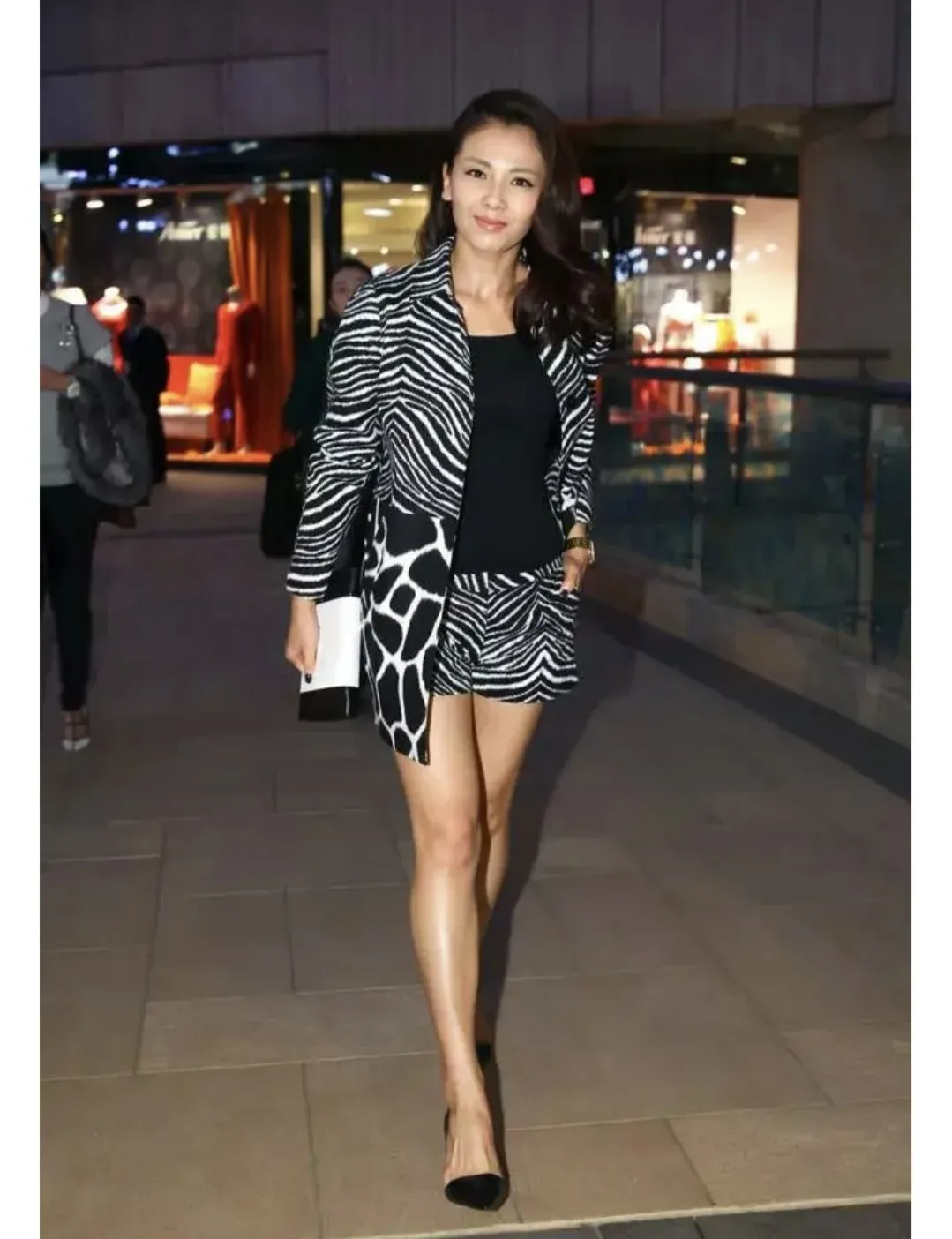 美丽的女明星刘涛，休闲照片。