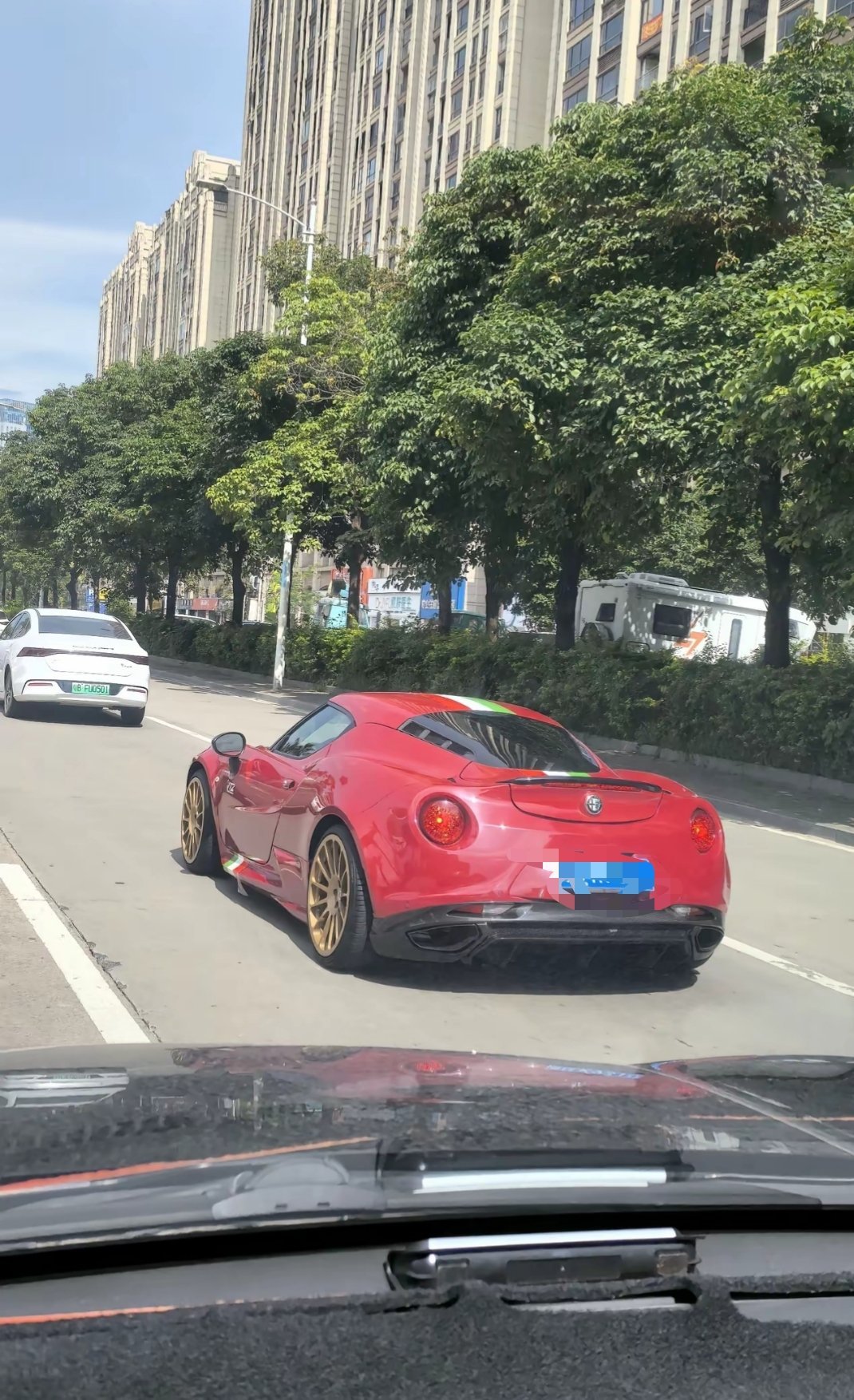 这个什么车，没见过这个标。​​​