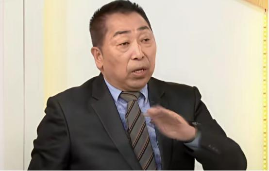 近日，台湾名嘴唐湘龙说:战争是拖垮一个国家最容易，最快捷的办法。现在美国希望中国