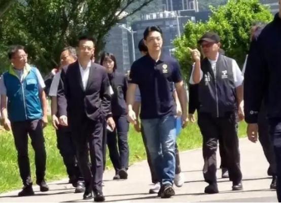 蒋万安要求725上凯道“穿白衣”台北市长蒋万安今天（20日）表示，“725凯