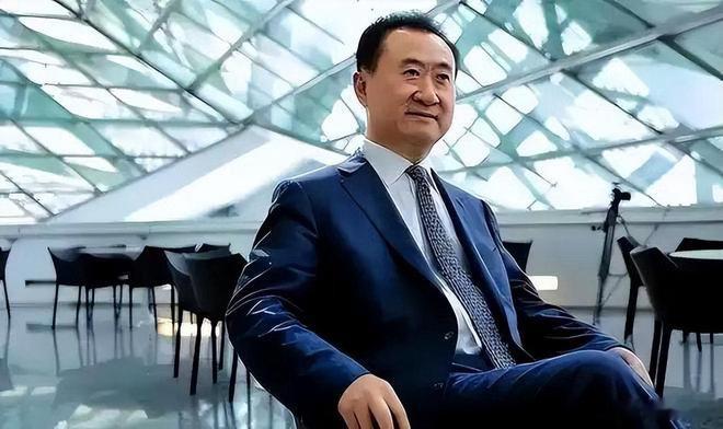 王健林又背上超30亿债务商业圈又爆大消息！两年前的一笔担保，让王健林直接背上了