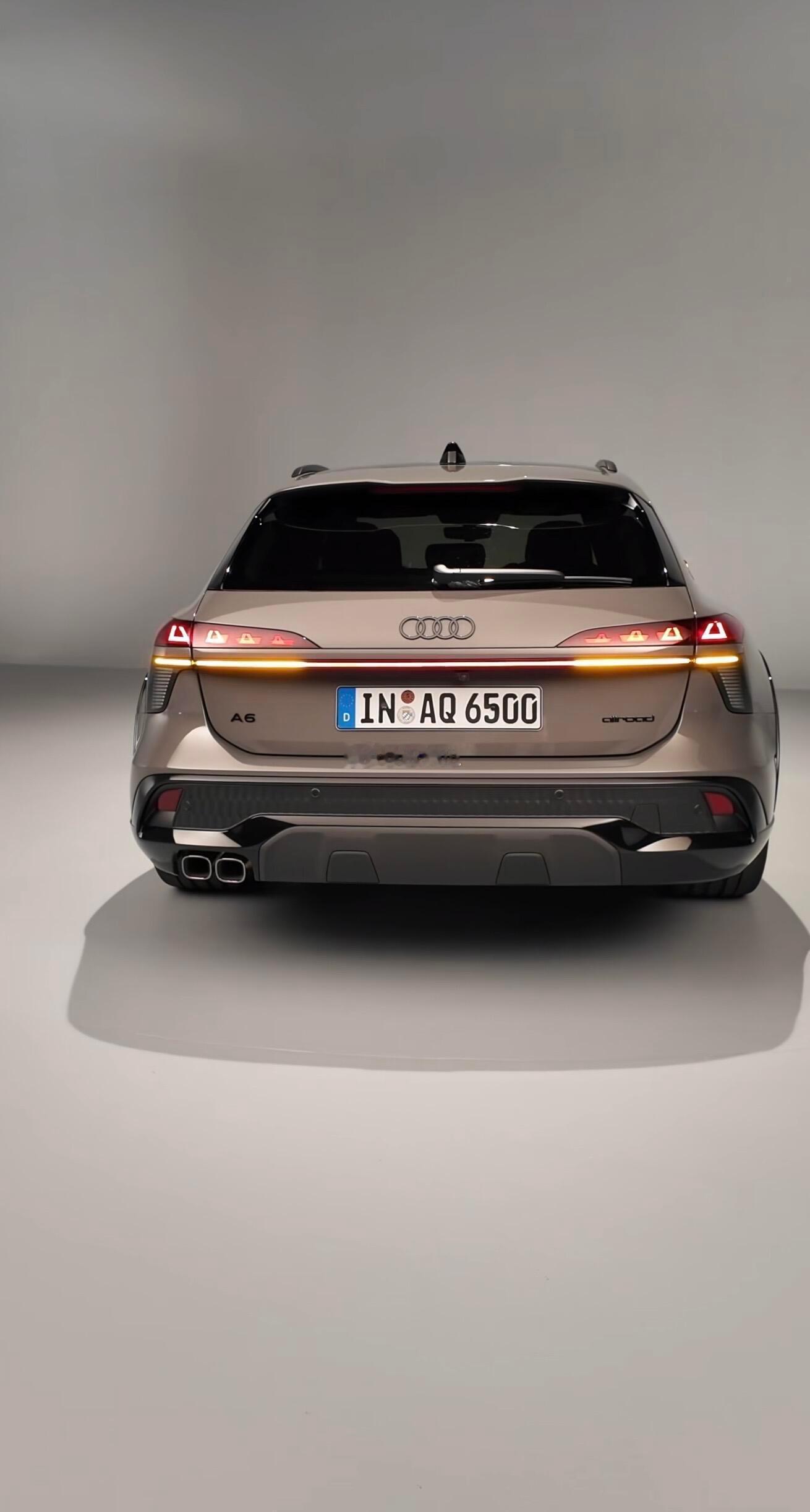 全新奥迪A6allroad，最懂造旅行车的车厂出手，大家觉得怎样，3.0t加电