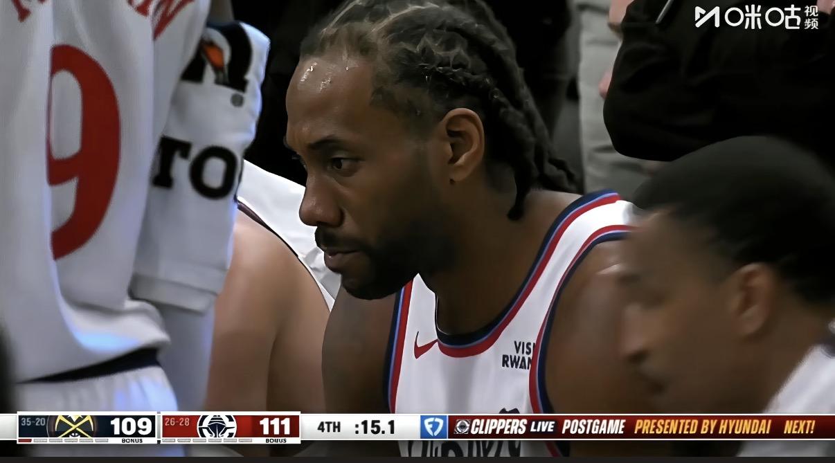 快船这比赛输掉简直夸张，看了这么多年，包括输掉的比赛感觉都没这么恶心，最后