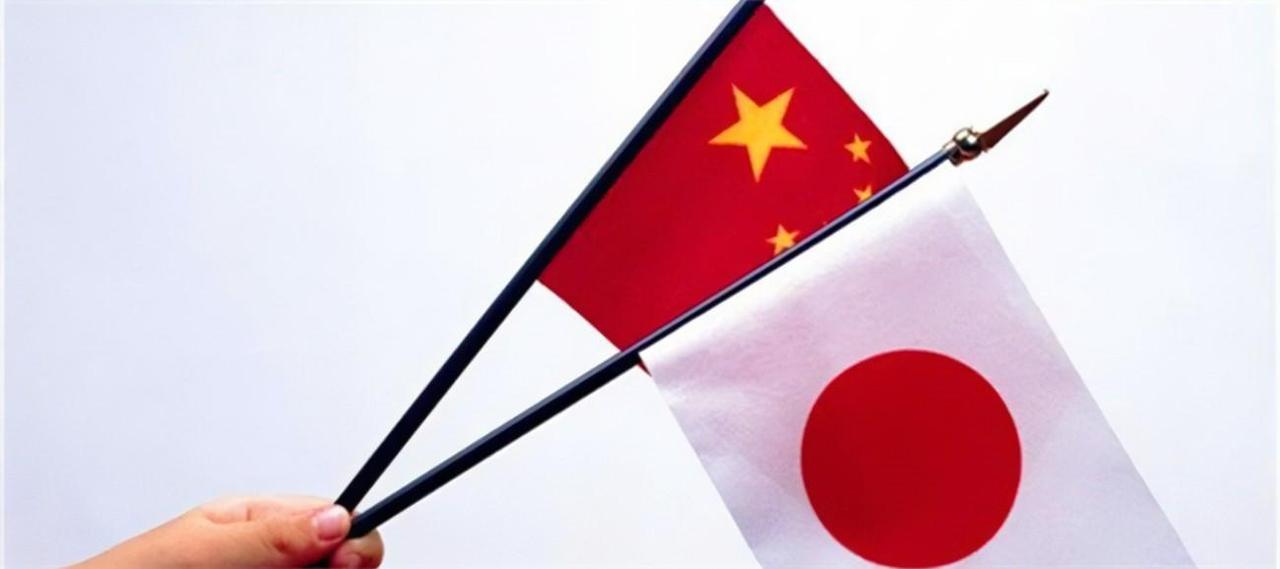 这下日本酸了！韩国变脸的速度可真快，此前为了示好美国，还做出限制中国的措施，没想