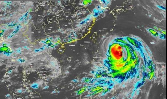 17级灭霸变15级浩克？巴威闯入24小时警戒线，浙闽要防的不是风，是这两个阴招。