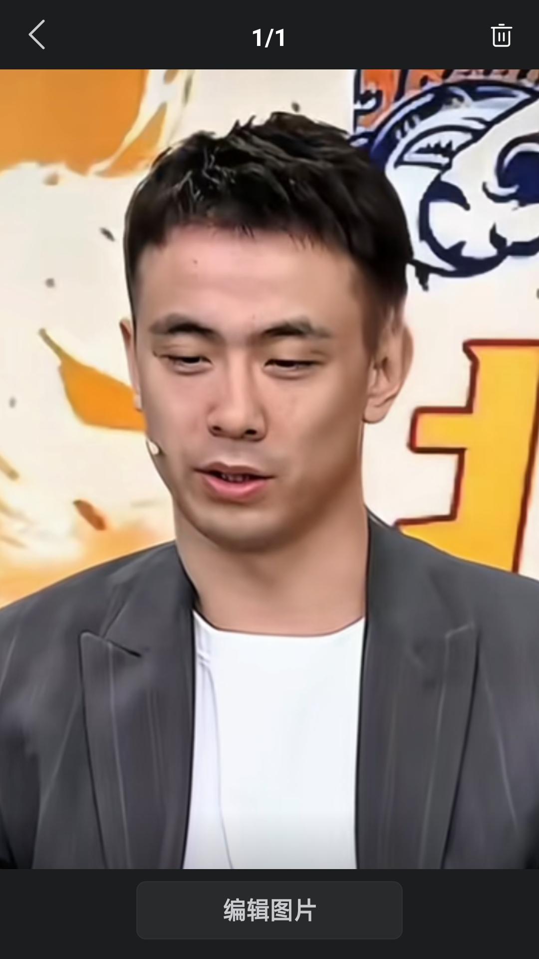 昨晚辽篮核心赵继伟做客快手直播间，现场解说CBA半决赛京沪大战第二场比赛。赛后