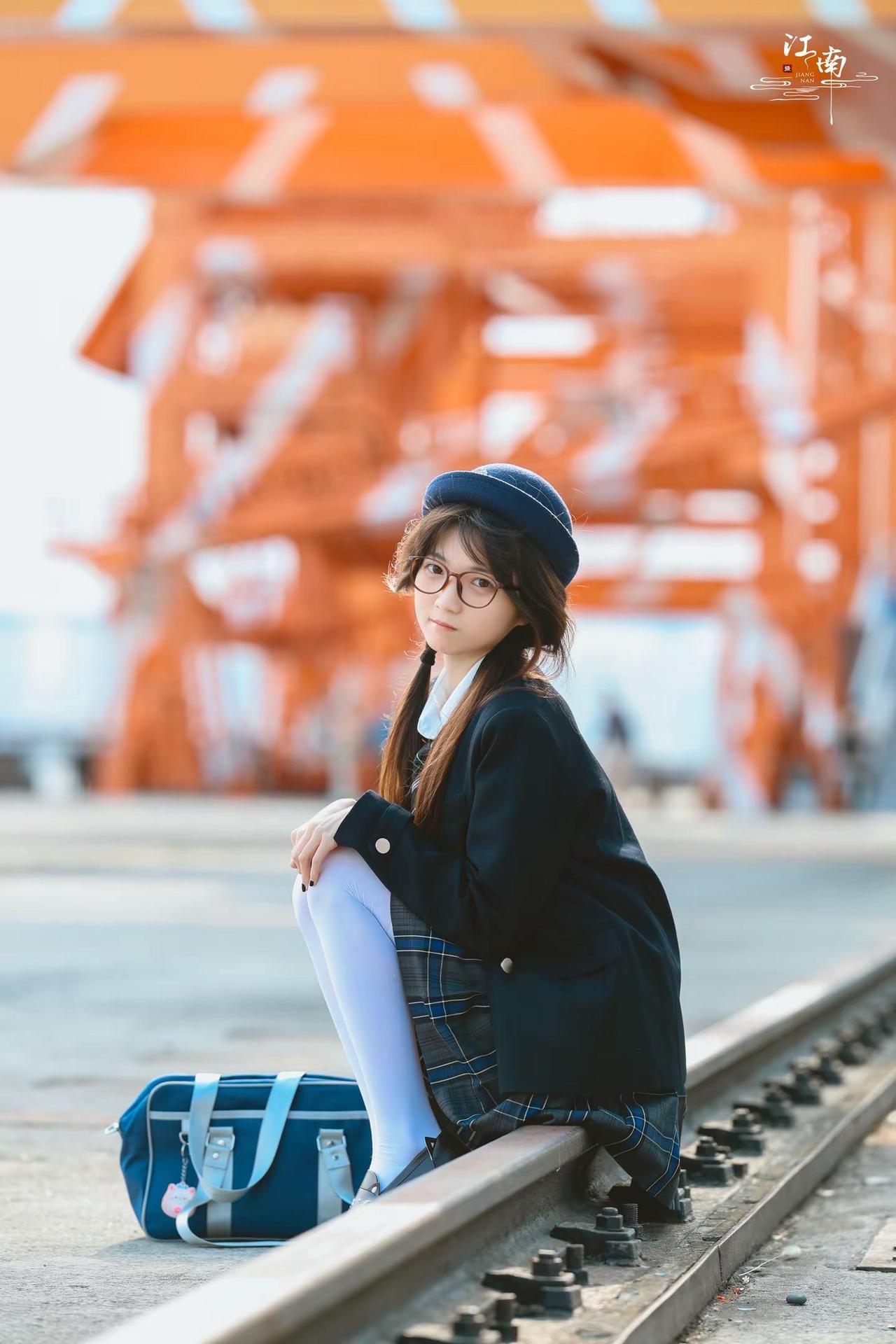 是你们说喜欢眼睛娘的吧？氛围感美女喜欢的风格日系穿搭jk