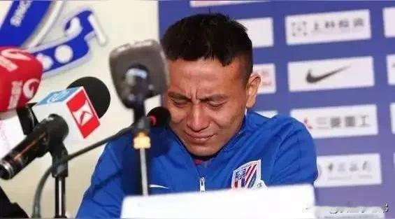 毛剑卿和申花的恩怨情仇:其实他只是恨朱骏罢了。毛剑卿绝对是申花历史上的话题人物