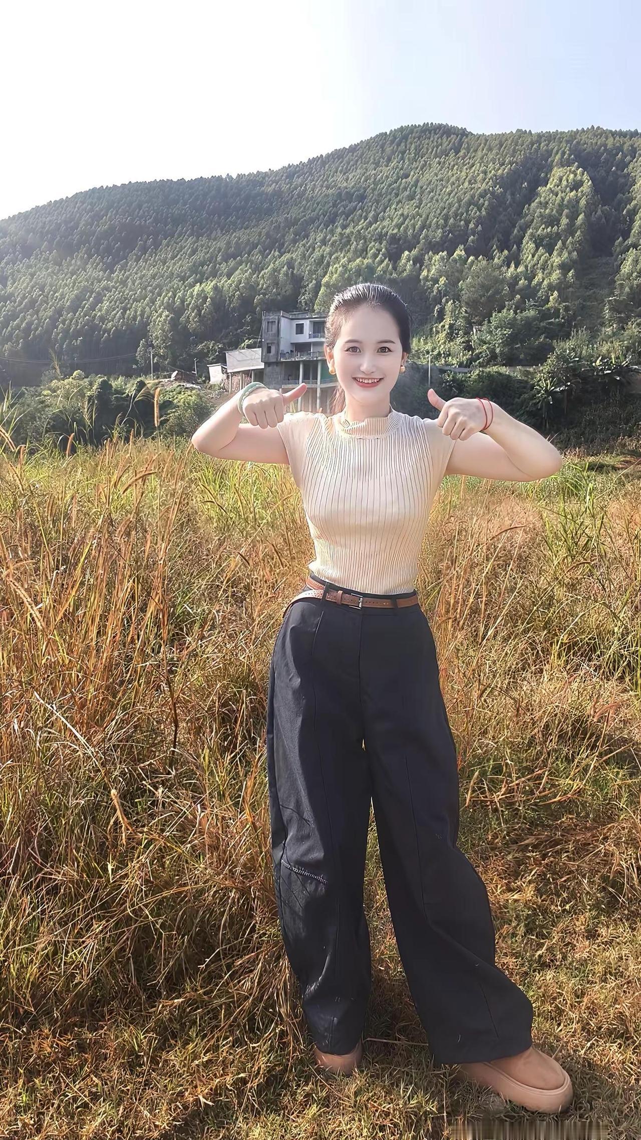 穿搭。普通穿搭