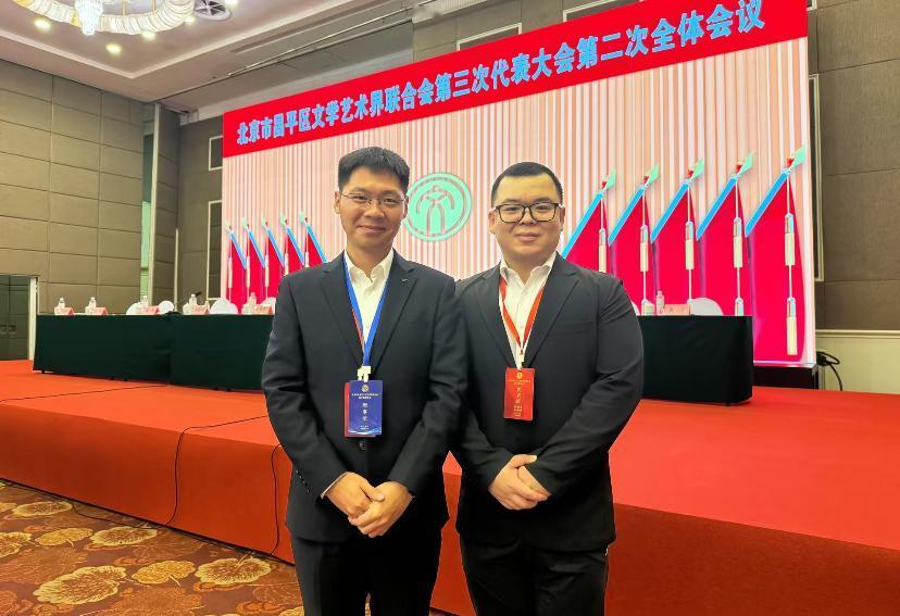 【德云社相声演员李昊洋担任新职务，德云社对外和解成为趋势，你怎么看？】近日，德