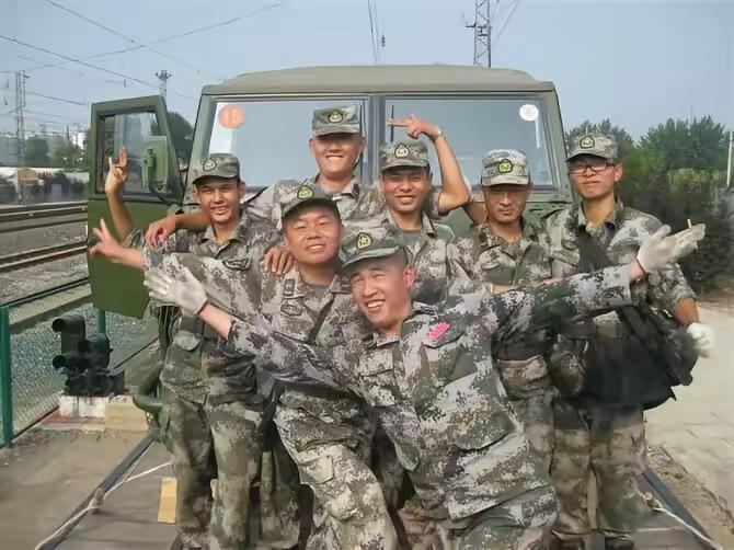 铁打的营盘，流水的兵。一年一度的老兵退伍已经展开，祝福退伍老兵，在今后的人生道路