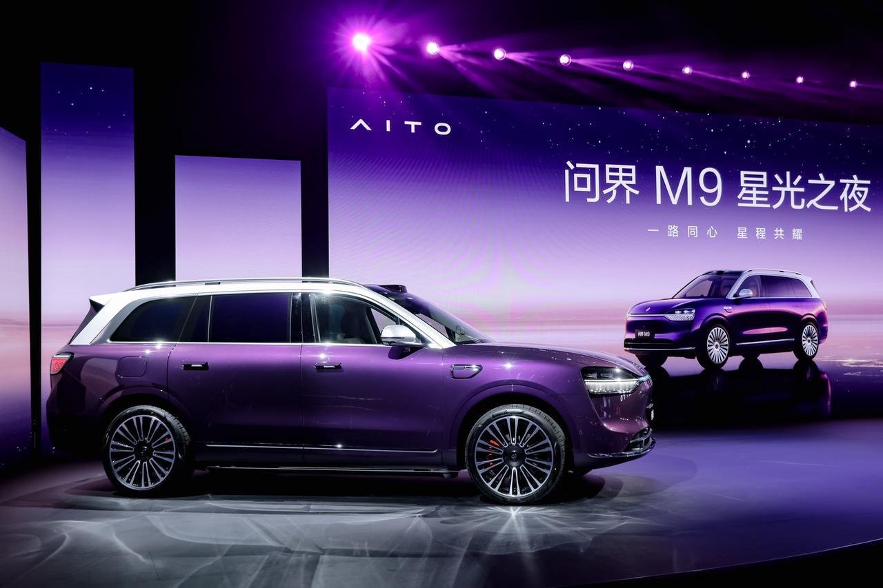 我认真看了余承东在问界M9星光之夜上的发言，发现一个挺有意思的转变。他们现在聊未