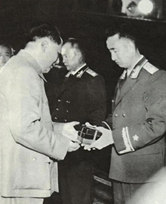临危受命，守正驭变——徐向前元帅山东一年的心路历程。细读徐向前元帅《齐鲁烽烟》，