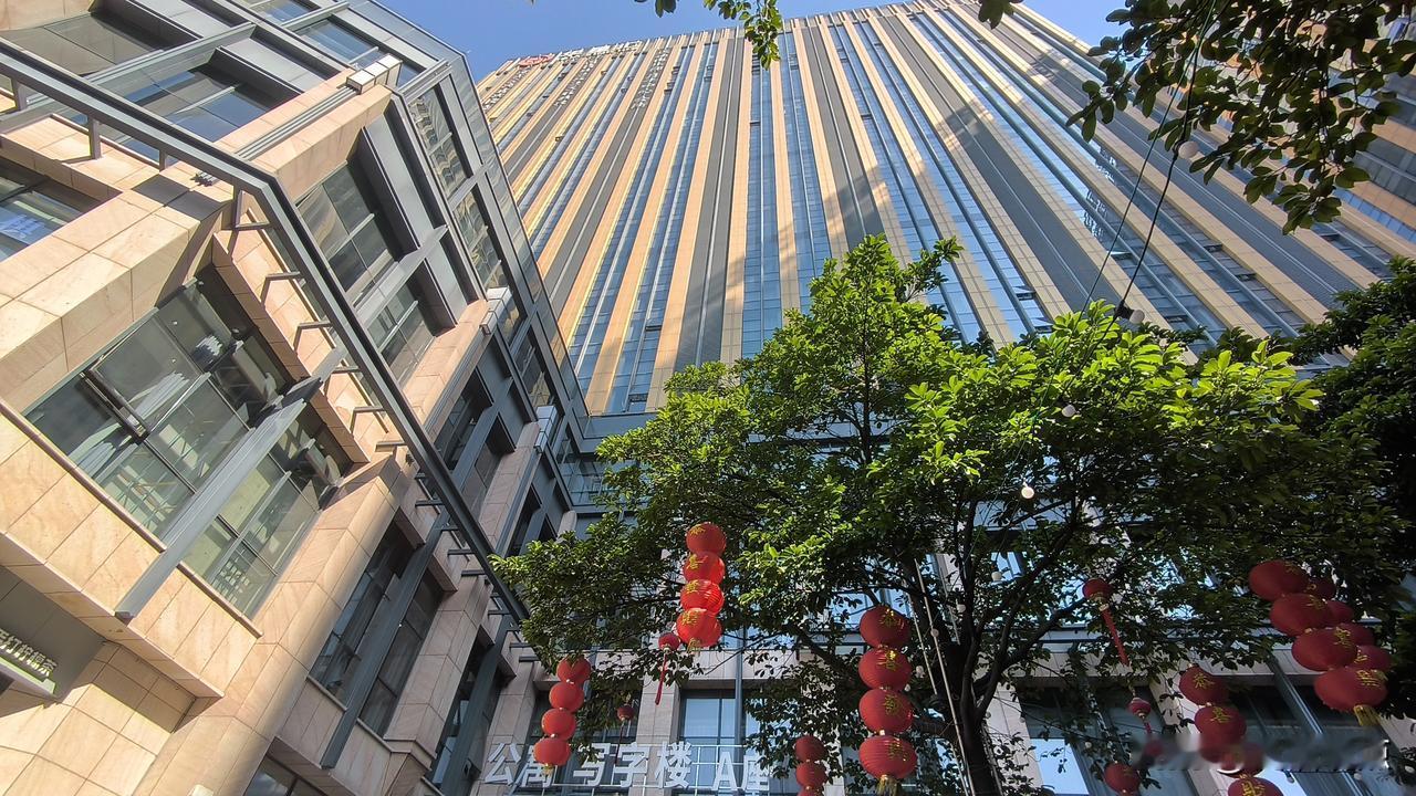 如今的相亲市场对象到底有多难？年底了，又到了适婚年龄高频相亲的时间节点。很多