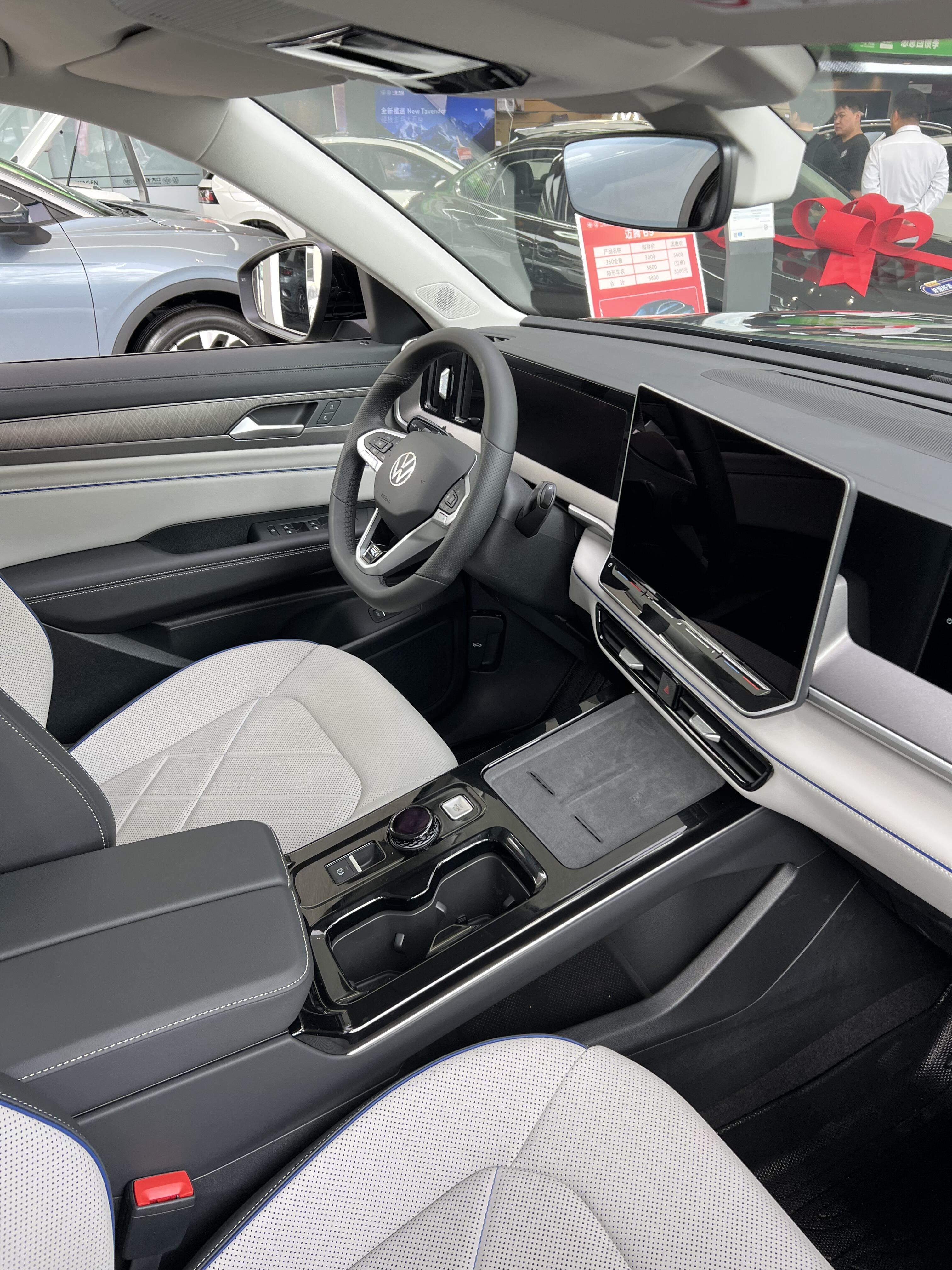 作为一汽-大众老车主，换过好几台车，唯独对德系扎实的底盘质感情有独钟。直到遇见全