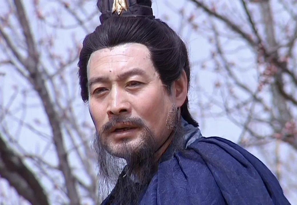 徐庶的才能真的可以比肩卧龙凤雏吗？其实不行，从一件事情上就可以看出来了。赤壁