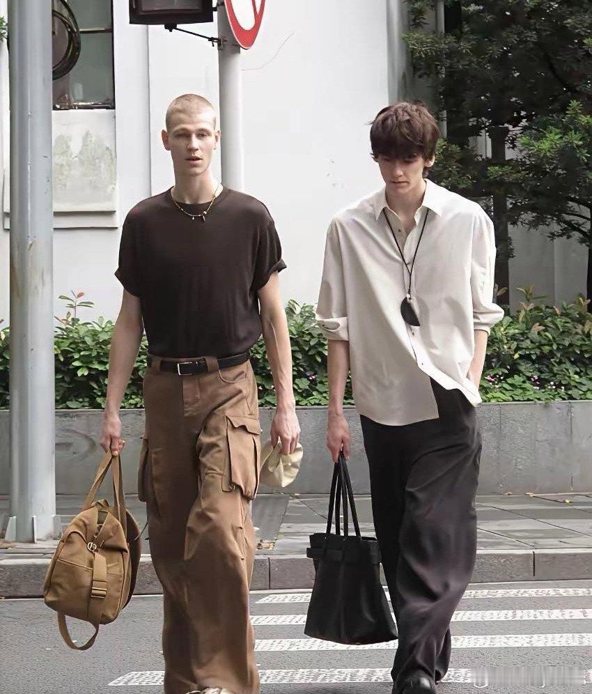 没有丑衣服，只有丑的人​​​