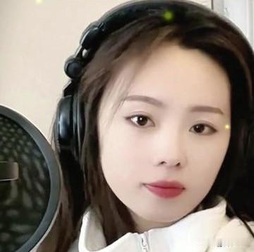 为何这两年没有新的街头巷尾传唱的流行音乐和歌曲?《罗刹海市》、《花妖》却上不了央