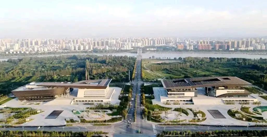 说说咱南阳新区跟机场搬迁那点事儿最近听说武商综合体要落户三馆一院那边了，住附