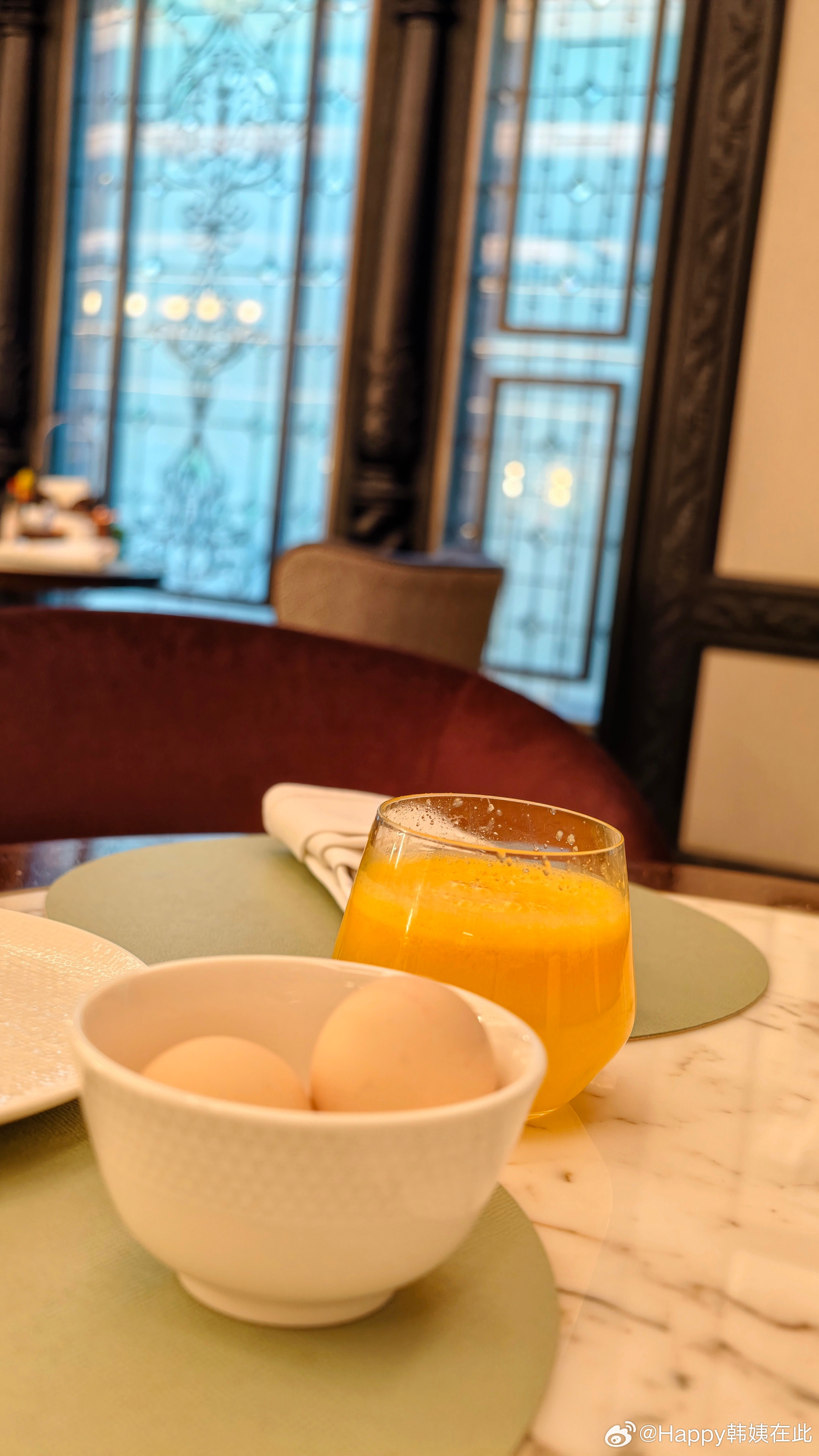 节食其实就是养身昨天午餐后去喝了三个小时的茶喝茶后留下来吃晚饭今天早餐与昨晚晚餐