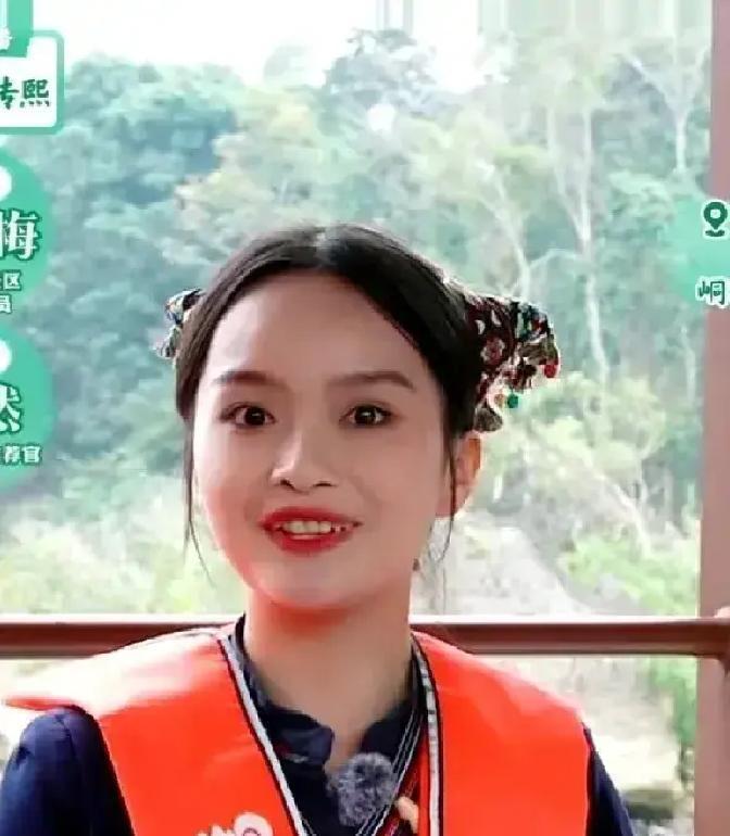 很多人只看到“与辉同行”山水如画，跟仙境似的，可谁知道他们是凌晨4点才摸到崇左的