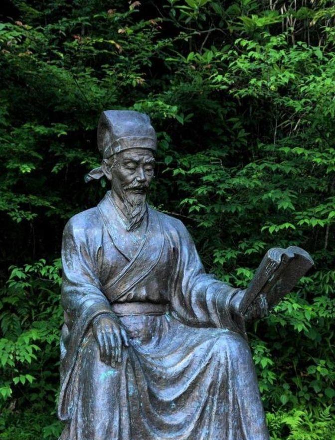 1182年，名妓严蕊被朱熹抓进大狱，狱卒对她严刑拷打，朱熹为了逼严蕊承认与太守之