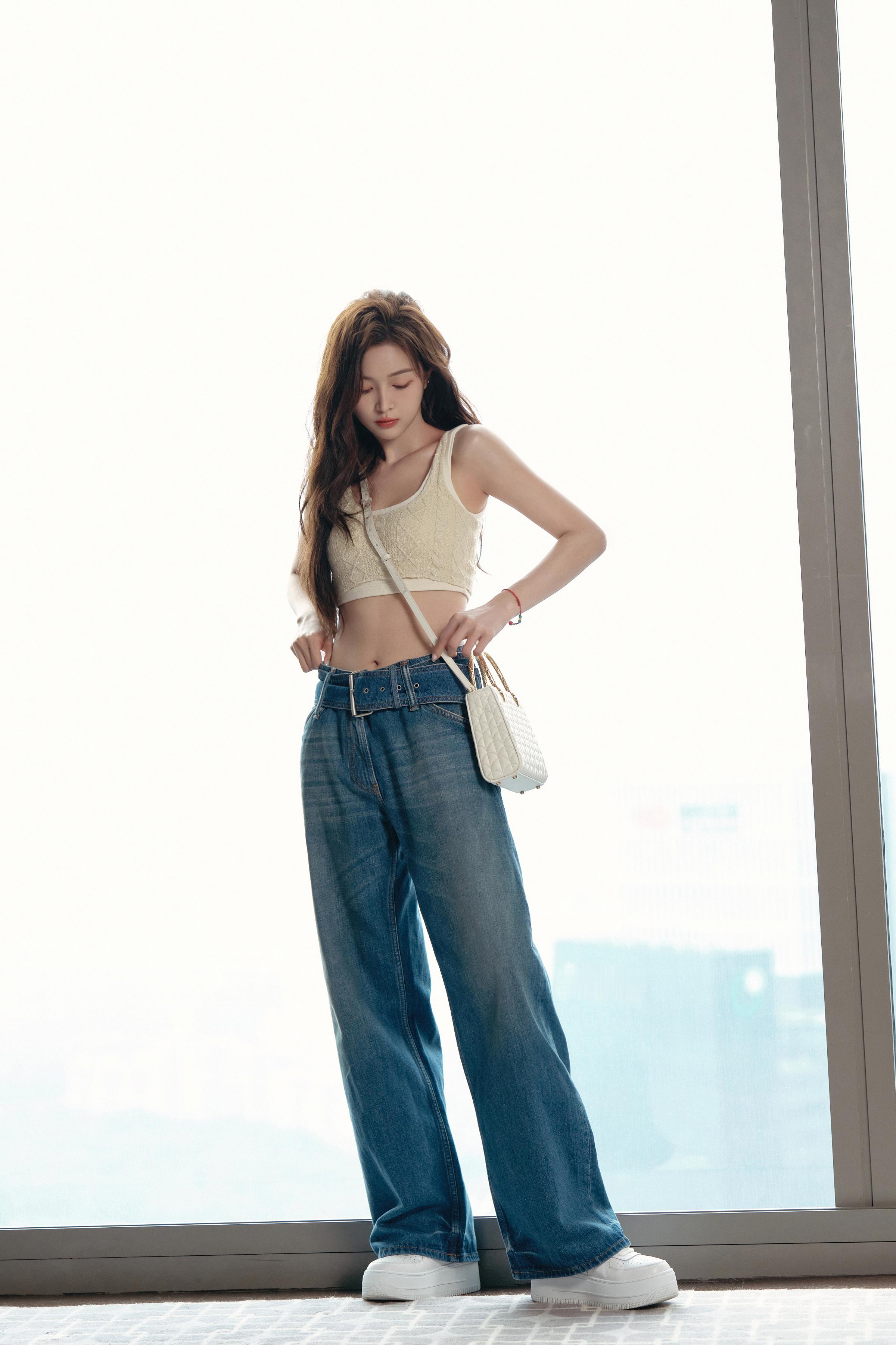 吴宣仪在复制粘贴的时代，你是手写的诗