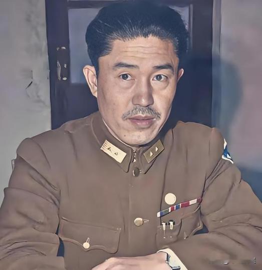 1950年，郑洞国去看病，路过北京时，被周总理叫来家里吃饭，席间，周总理问他：“