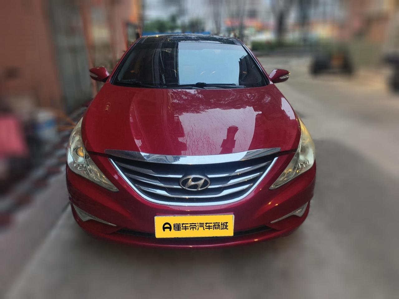 13年的索纳塔，收车只给8千，女车主一怒不卖了！前两天验了一台现代索纳塔，20