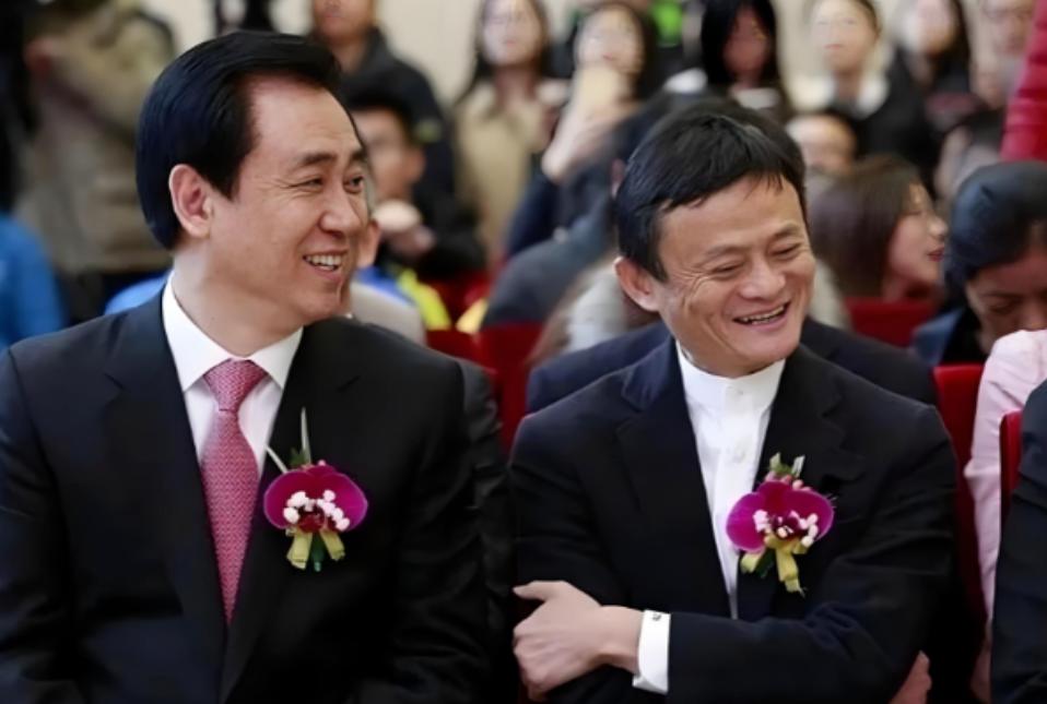 很多人说，马云在恒大危机中“全身而退”，但仔细看，这个说法其实并不准确。201