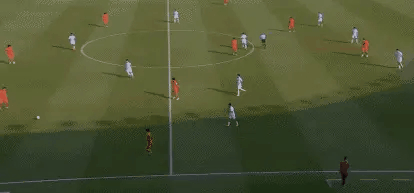 中国队的这种“龟缩”踢法真是让亚洲这些球队都很难受，看着乌兹别克斯坦这些年轻人、