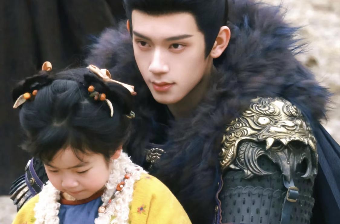 长宁被当成私生女了，随元清以为长宁是武安侯谢征的孩子。用长宁威胁谢征，谢征没