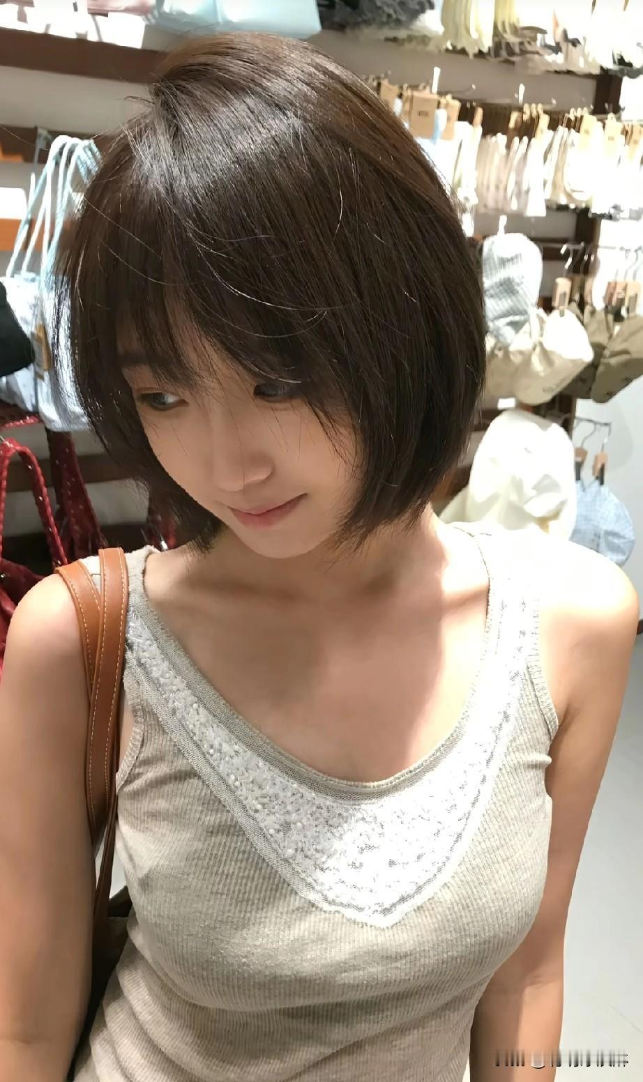 温柔短发，甜美可人，轻松减龄！