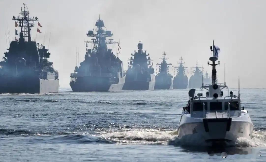 有感于围台军演出一上联，请对友试对!上联：战舰横列，铁翼蔽空，金鼓震沧溟，敢向