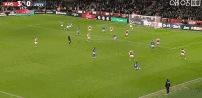 8000万欧的哲凯赖什，从水货到标准的强力中锋，阿森纳球探眼光可以！！！去年夏